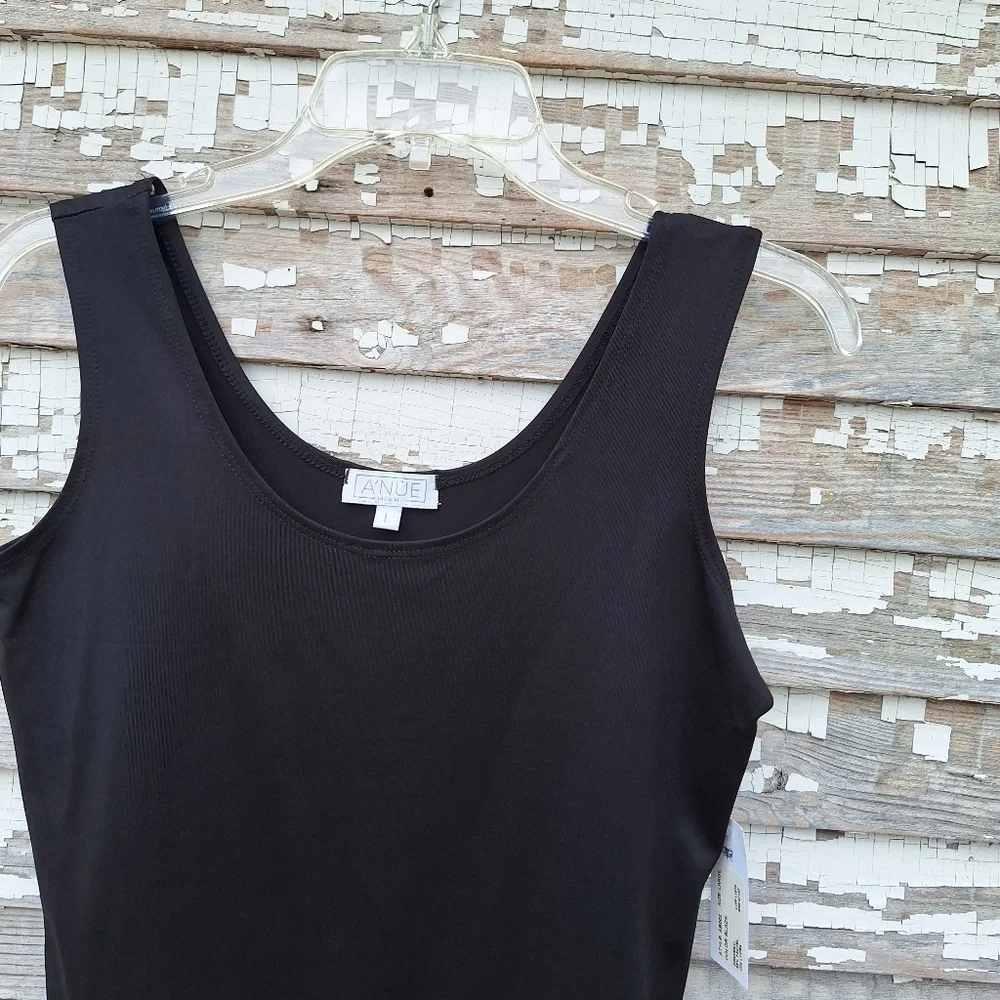 🌟 A'NUE classic black tank NWT - Picture 4 of 7